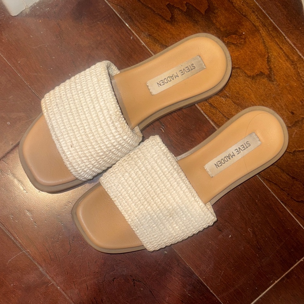 Steve Madden Women's Tan and Cream Woven Sandals